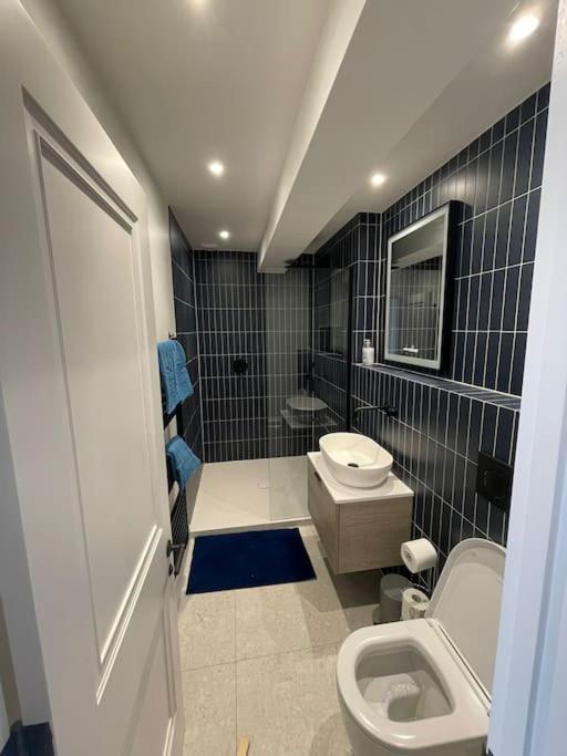 Apartments In The Heart Of Richmond, London Richmond  Exteriör bild